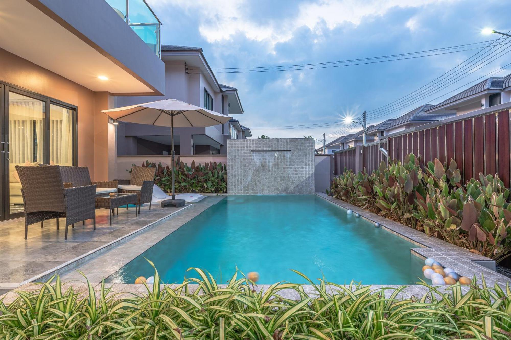Southern Peak Pool Villa Huay Yai Pattaya Ban Huai Yai Eksteriør billede
